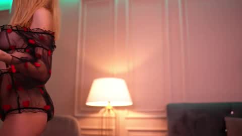 Ella online show from 19, 2, 2026