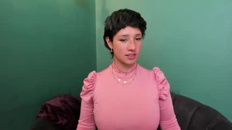Snapshot of elaine87_ chatting on 6, 2, 2026 elaine87_ online show from 6, 2, 2026