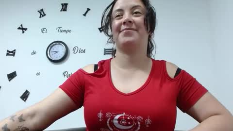 Snapshot of elamurray02 chatting on 10, 2, 2026 elammurray online show from 10, 2, 2026