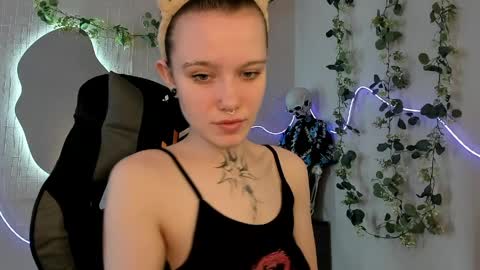 elastikiss online show from 11, 4, 2026