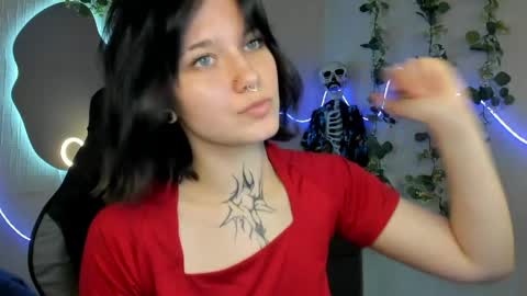 elastikiss online show from 27, 5, 2026