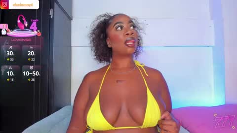 Snapshot of elawalker1 chatting on 17, 5, 2026 Ela online show from 17, 5, 2026