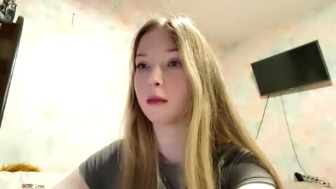 Snapshot of elaynecinco chatting on 24, 2, 2026 MIa online show from 24, 2, 2026