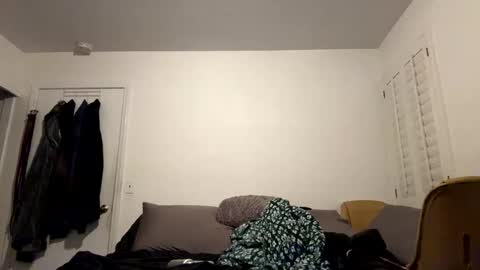 Snapshot of elckdog chatting on 4, 10, 2025 elckdog online show from 4, 10, 2025