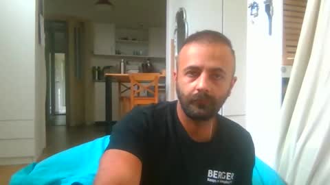 daniel18cmx online show from 29, 10, 2025