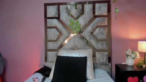 Snapshot of electra_gosselin chatting on 17, 7, 2026 electra_gosselin online show from 17, 7, 2026