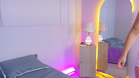 ELECTRA  online show from 3, 12, 2025