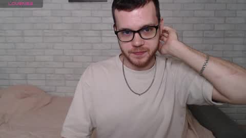 Snapshot of electric_smile chatting on 1, 6, 2026 Alex online show from 1, 6, 2026