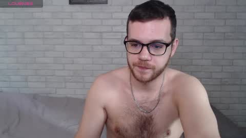 Snapshot of electric_smile chatting on 4, 6, 2026 Alex online show from 4, 6, 2026
