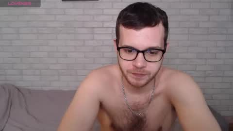 Snapshot of electric_smile chatting on 17, 6, 2026 Alex online show from 17, 6, 2026