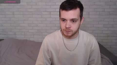 Snapshot of electric_smile chatting on 18, 6, 2026 Alex online show from 18, 6, 2026