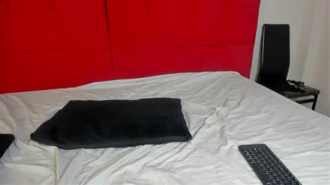 Elena  Derek online show from 13, 12, 2024