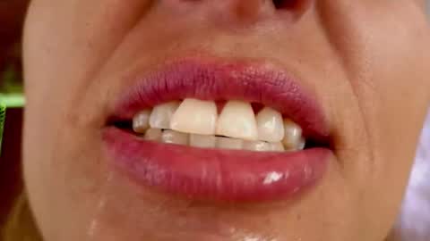 Elena online show from 11, 2, 2026