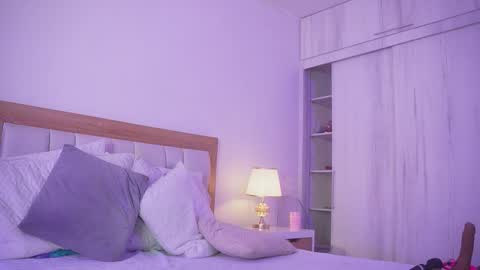 Elena online show from 26, 11, 2025