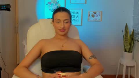 Elena online show from 11, 1, 2025