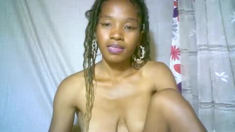 elenah013 online show from 14, 2, 2025