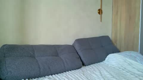 Snapshot of elenamonroe_ chatting on 17, 7, 2026 elenamonroe_ online show from 17, 7, 2026