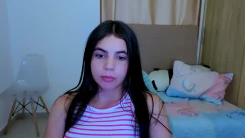 Snapshot of elenna_hotx chatting on 29, 7, 2026 agnes online show from 29, 7, 2026