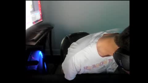 elephantrunkman online show from 14, 2, 2025