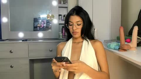 Snapshot of elettra_bennet chatting on 16, 5, 2026 elettra_bennet online show from 16, 5, 2026