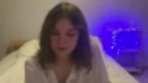 Mila online show from 14, 4, 2026