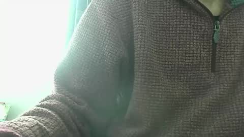 elfyonee online show from 25, 2, 2025