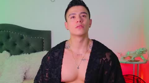 Snapshot of elian_craiggggg chatting on 29, 5, 2026 Elian online show from 29, 5, 2026