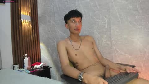 Elian Julian online show from 3, 12, 2025