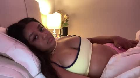 Snapshot of elibabyyy2 chatting on 11, 6, 2026 elibabyyy2 online show from 11, 6, 2026