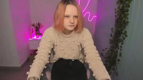 Snapshot of elieiza_xo chatting on 20, 10, 2025 elieiza_xo online show from 20, 10, 2025