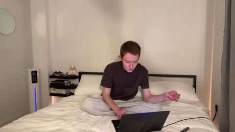 Snapshot of eligraysonx chatting on 23, 12, 2025 Eli Grayson online show from 23, 12, 2025