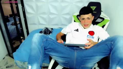 Snapshot of elii_797 chatting on 17, 12, 2024 bby-santy online show from 17, 12, 2024