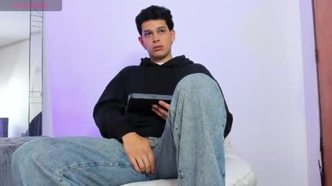 Snapshot of elijah_stoone chatting on 16, 4, 2026 elijah_stoone online show from 16, 4, 2026