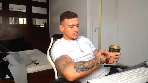 ElijahThorne online show from 4, 2, 2026