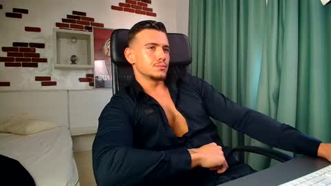 Snapshot of elijahthorne chatting on 21, 3, 2026 ElijahThorne online show from 21, 3, 2026