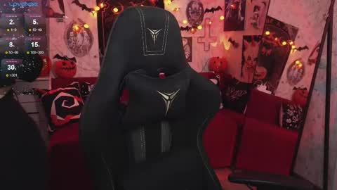 Snapshot of elika_kay chatting on 17, 10, 2025  MORE ME   online show from 17, 10, 2025