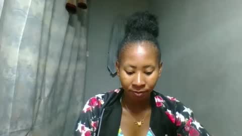 Snapshot of elina981 chatting on 6, 2, 2026 elina981 online show from 6, 2, 2026