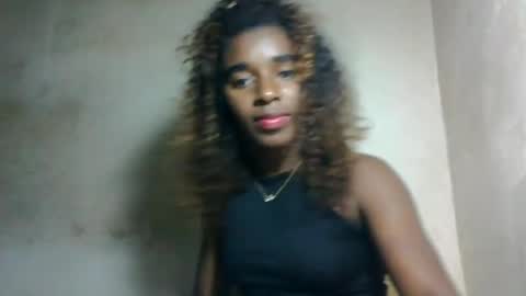 Snapshot of elina981 chatting on 26, 6, 2026 elina981 online show from 26, 6, 2026