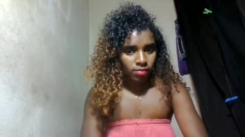 Snapshot of elina981 chatting on 29, 6, 2026 elina981 online show from 29, 6, 2026