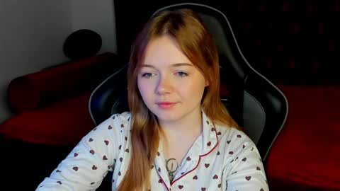 Snapshot of elinavale chatting on 28, 4, 2026 elinavale online show from 28, 4, 2026