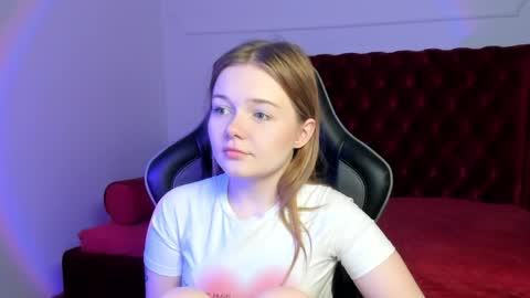 Snapshot of elinavale chatting on 25, 5, 2026 elinavale online show from 25, 5, 2026