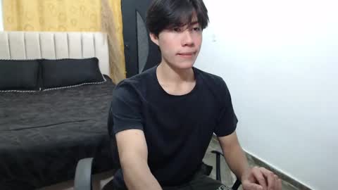 Snapshot of elio_collem chatting on 14, 12, 2024 ELIO online show from 14, 12, 2024