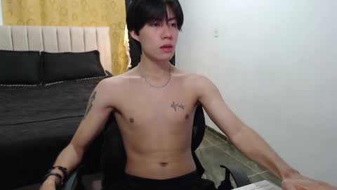 Snapshot of elio_collem chatting on 15, 2, 2025 ELIO online show from 15, 2, 2025