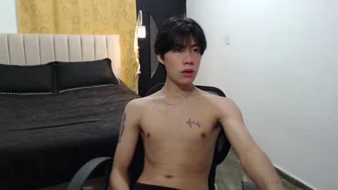 Snapshot of elio_collem chatting on 20, 2, 2025 ELIO online show from 20, 2, 2025