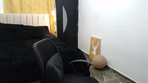 Snapshot of elio_collem chatting on 25, 2, 2025 ELIO online show from 25, 2, 2025