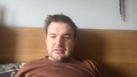Snapshot of eliot26 chatting on 29, 3, 2026 e26 online show from 29, 3, 2026