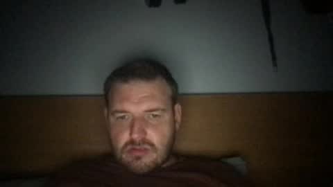 Snapshot of eliot26 chatting on 15, 4, 2026 e26 online show from 15, 4, 2026