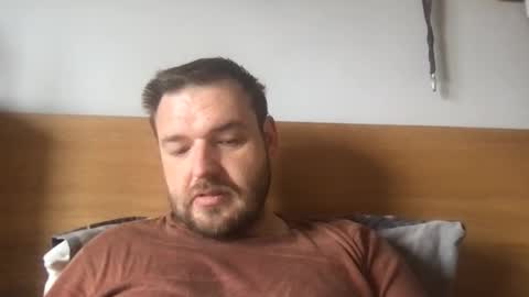 Snapshot of eliot26 chatting on 22, 4, 2026 e26 online show from 22, 4, 2026