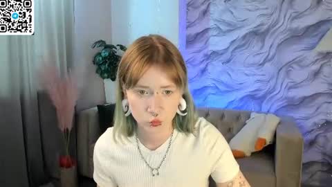 Elira Vane online show from 15, 6, 2026