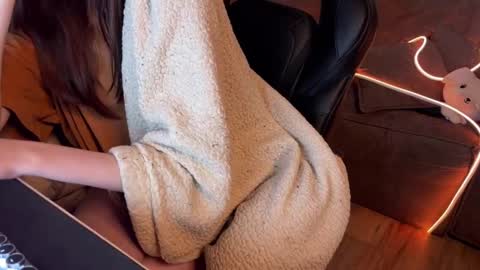 Snapshot of elisa_north chatting on 19, 2, 2025 Elisa North online show from 19, 2, 2025